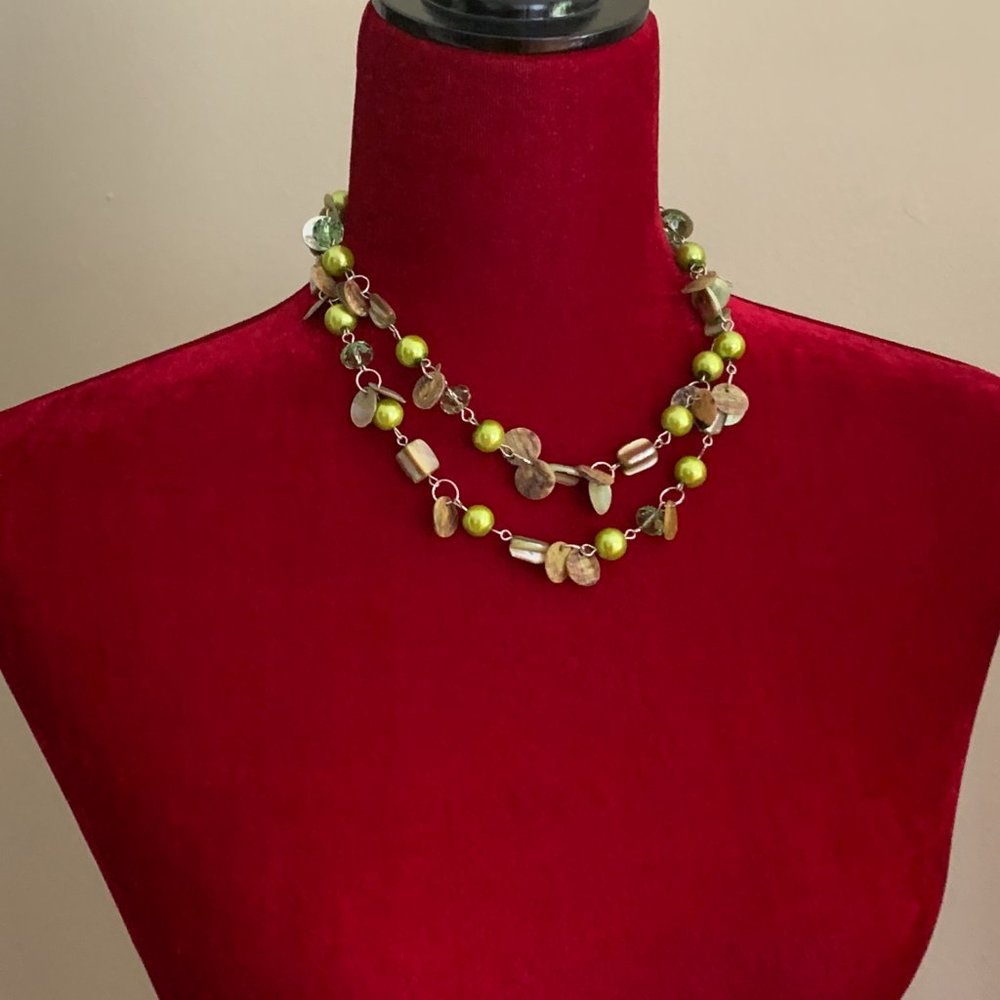 Sparkling Green Necklace - Picture 14 of 16